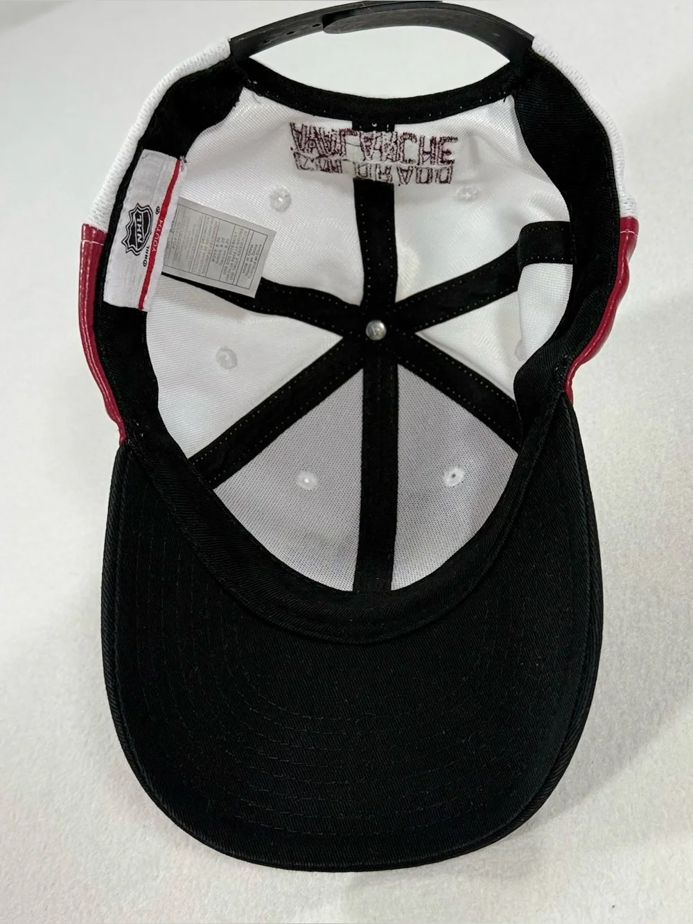 NHL Colorado Avalanche YOUTH Reverse Retro 1.0 Adjustable Snapback Hat Nordiques
